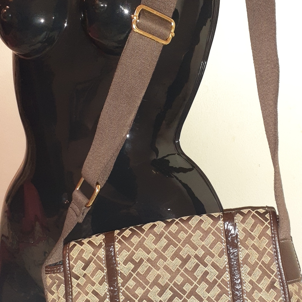 Tommy Hilfiger shoulder bag